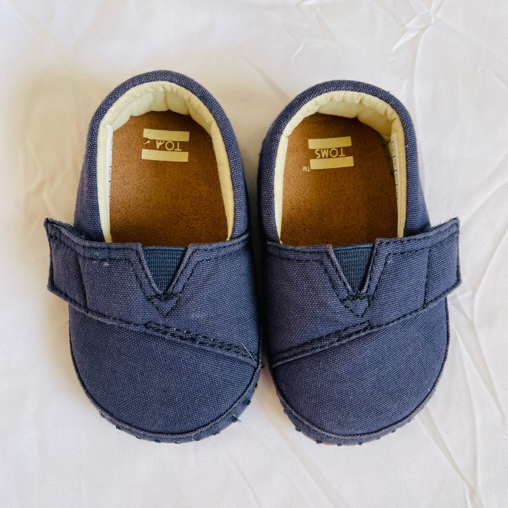 Size 4 Baby Toms